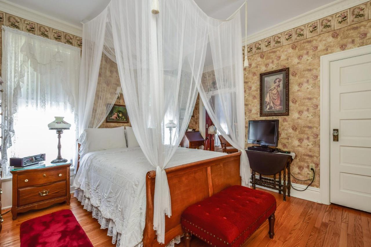 Port City Victorian Inn Muskegon Εξωτερικό φωτογραφία